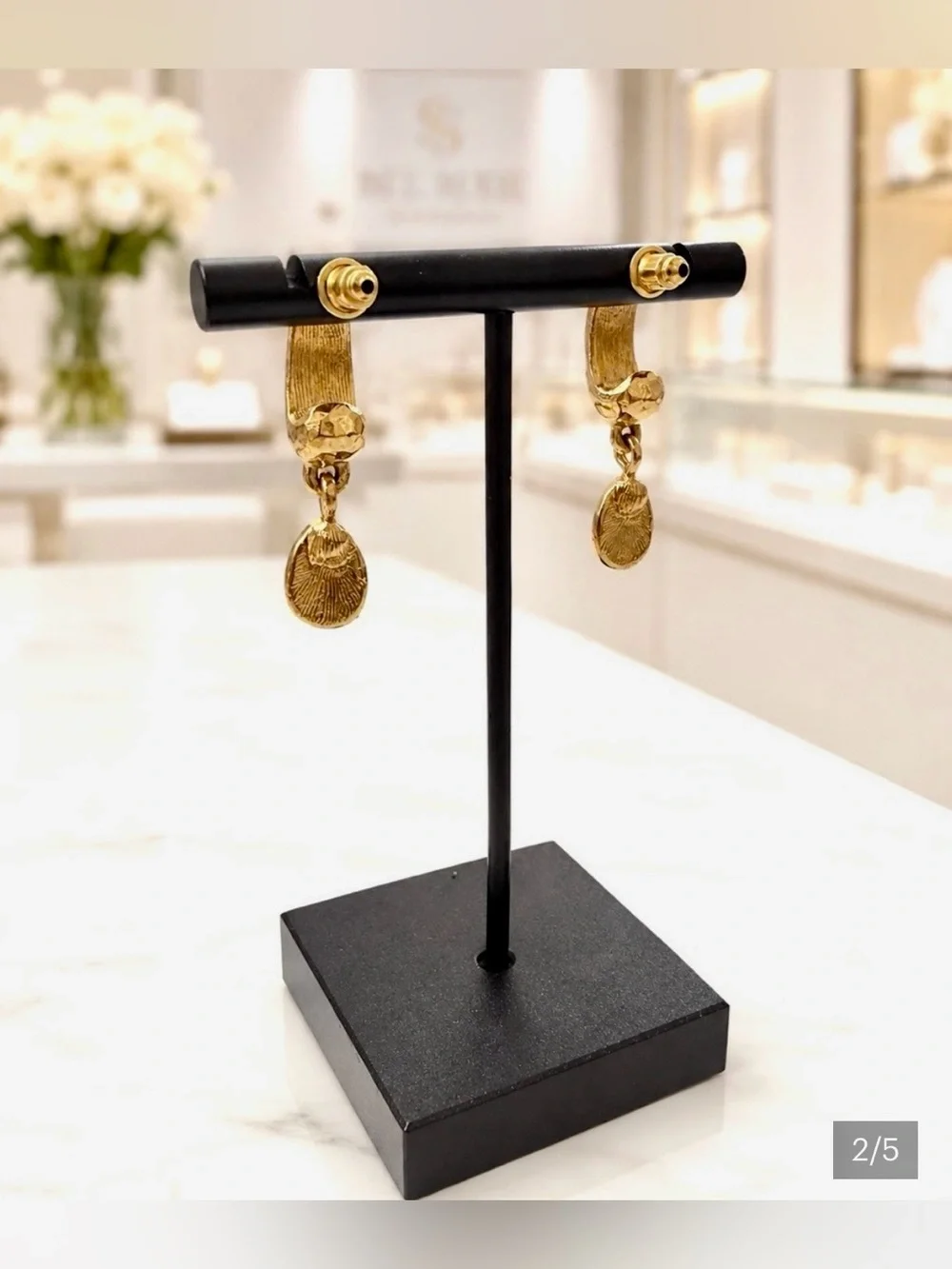 Gold Teardrop Black Stone Dangle Earrings - Elegant Women's Jewelry